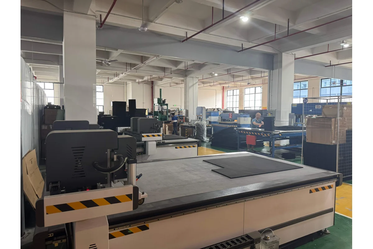 Découpe mousse CNC usine Kexin